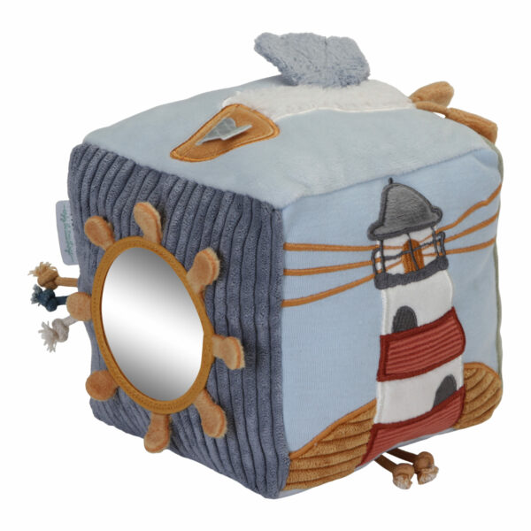 Ld8609 Activity Cube Sailors Bay 1