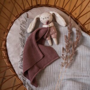 7192 Hase Rosa Tuch Taupe Scaled