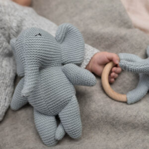 Elvy The Elephant Cuddle Ambiance 2