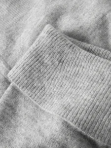 13251360 Carmen Pullover