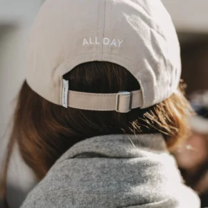 Kl 024 Cap Taupe Coffee Club Photocredits Eulenschnitt 2